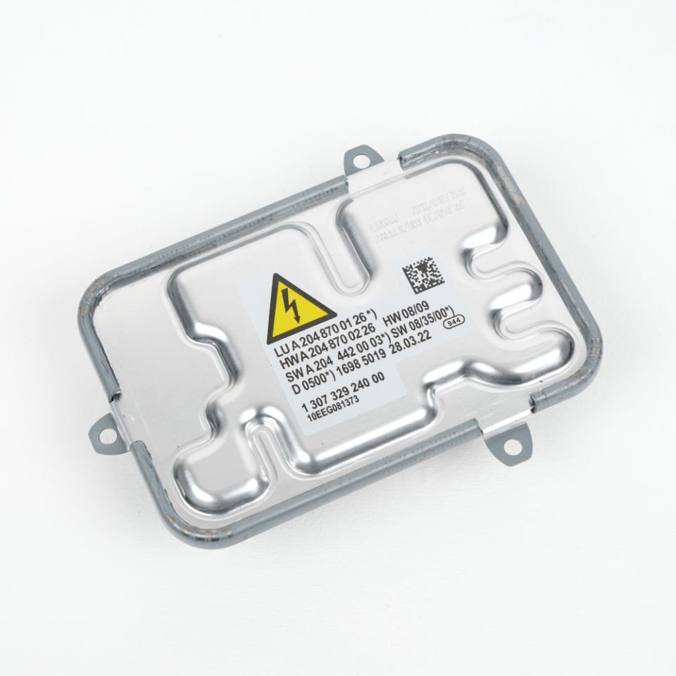 A2048700126 / 130732924000 Mercedes Benz W204 C Serisi Xenon Far Beyni