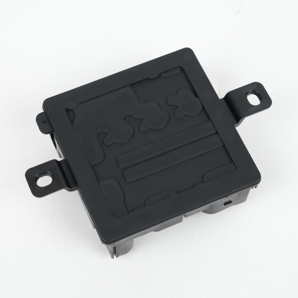 13637591534 / Integriertes BMW-Stromversorgungsmodul