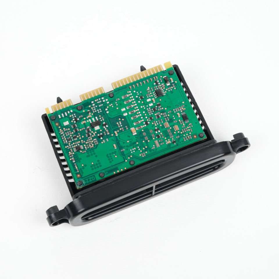 63117316145 / BMW F20 F21 1 серия модул за управление на фарове