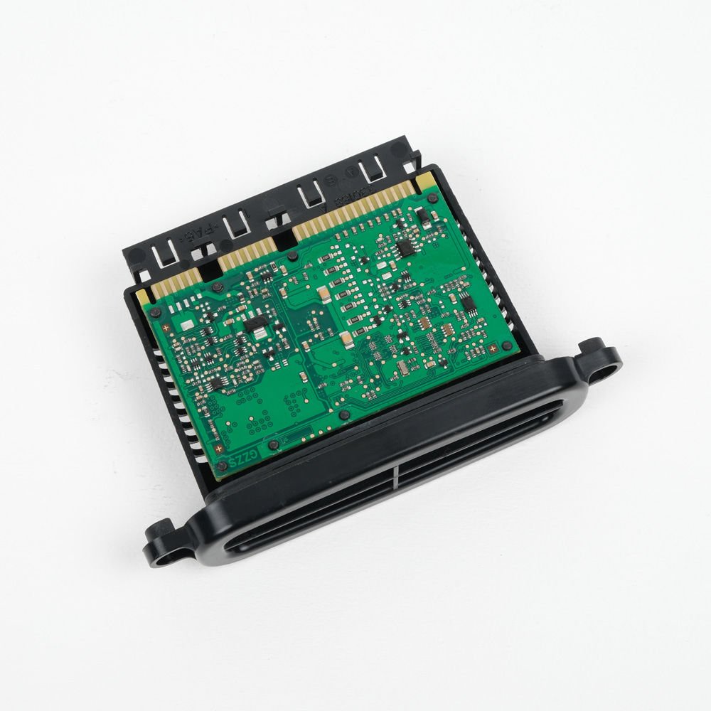 63117363090 / BMW F22 F23 2 Serisi Far Kontrol Modülü