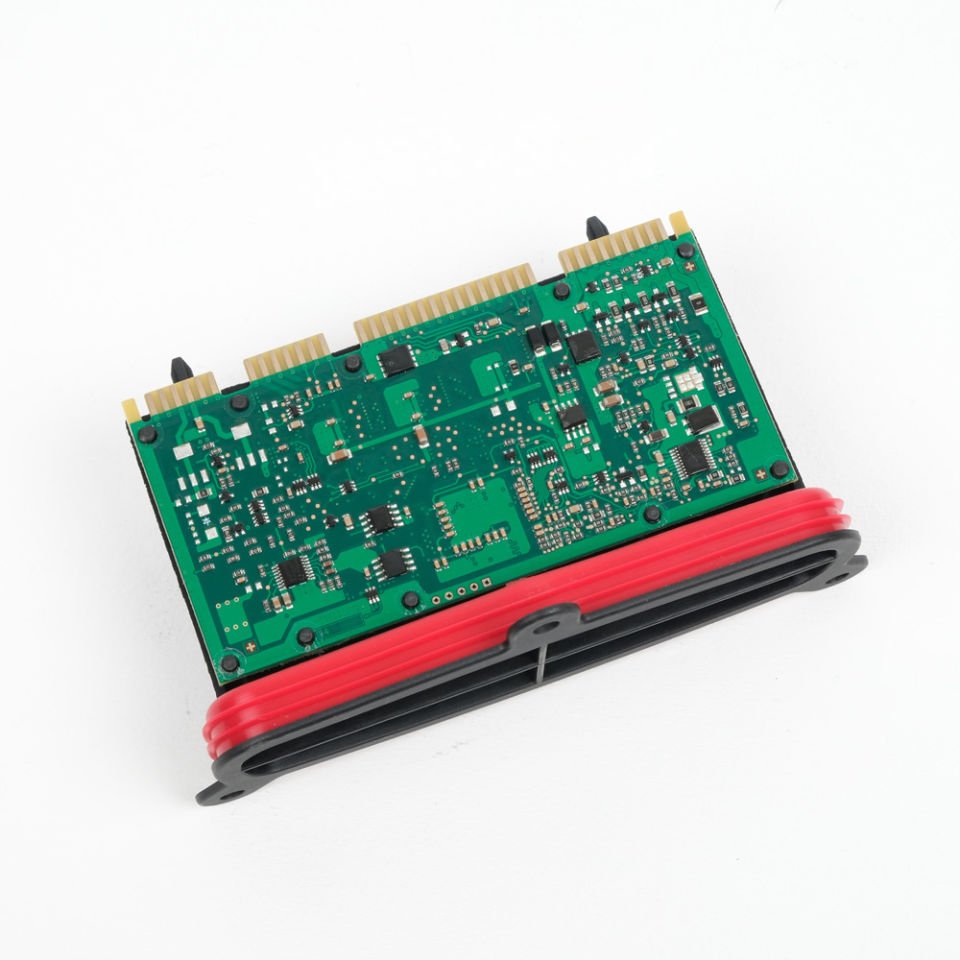 63117440878 / BMW F10 F17 LCI 5 Serisi Led Far Kontrol Modülü