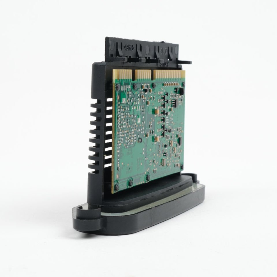 63117316213 / BMW F01 F02 F03 F04 Hybrid 7 Serisi Adaptif Far Kontrol Modülü