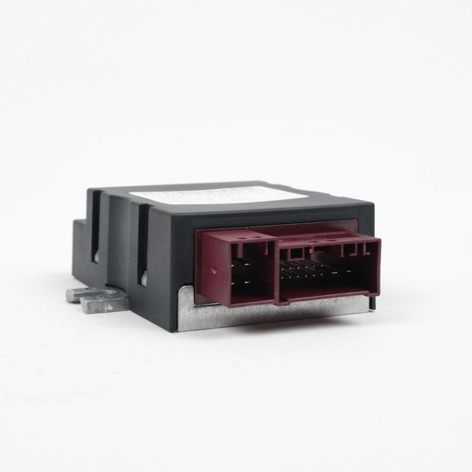 16147276046 / BMW E60 E70 E71 5 Series X5 Series X6 Series Fuel Pump Control Module