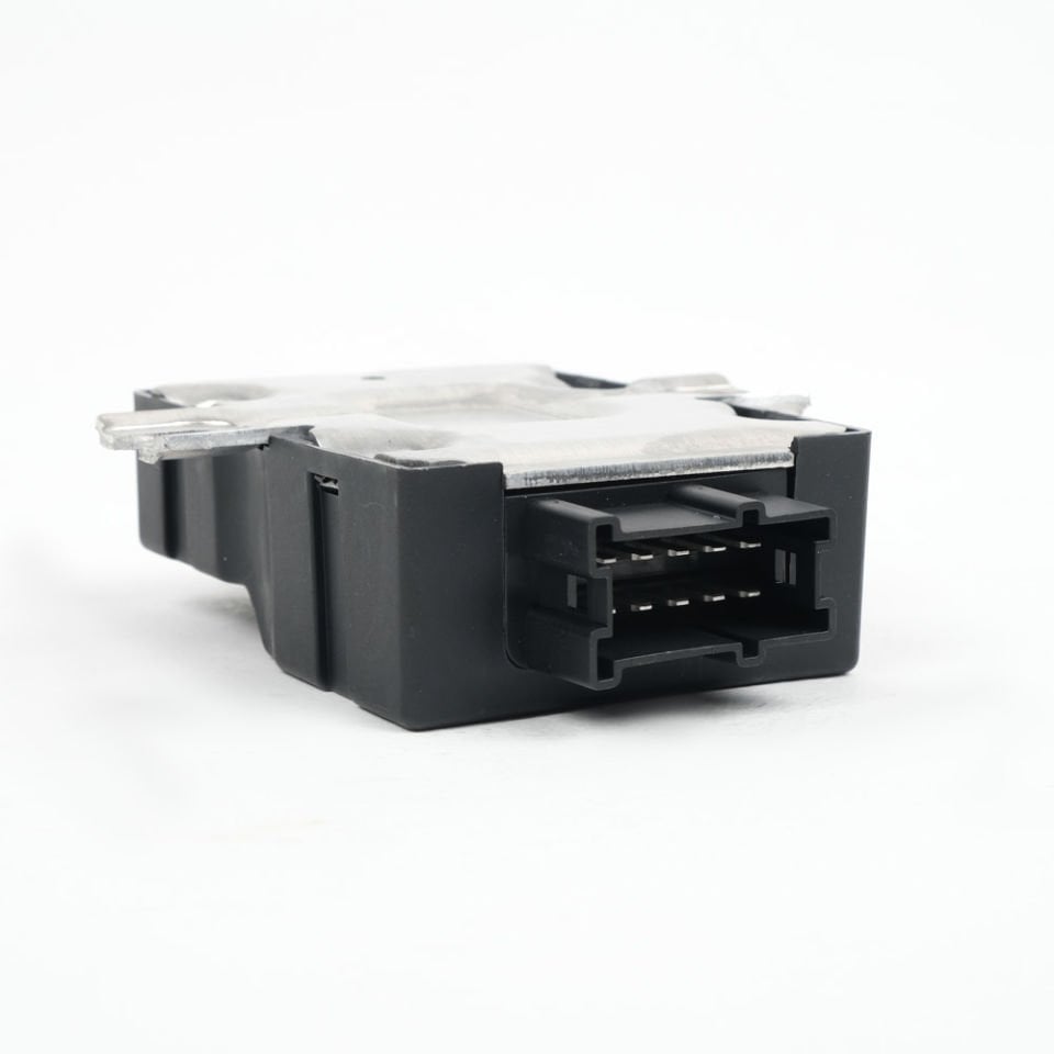 16147476687 / BMW 1 Series 2 Series 3 Series 4 Series X1 Series X2 Series Fuel Pump Control Module