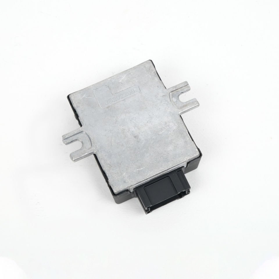 16147482455 / BMW G30 G11  Yakıt Pompası Kontrol Modülü