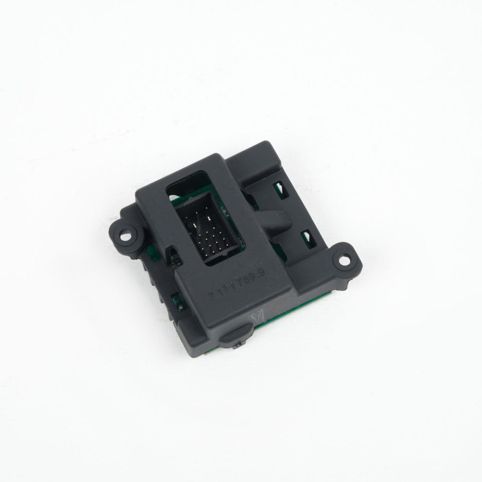 63117180829 / BMW E84 ксенонов  баласт