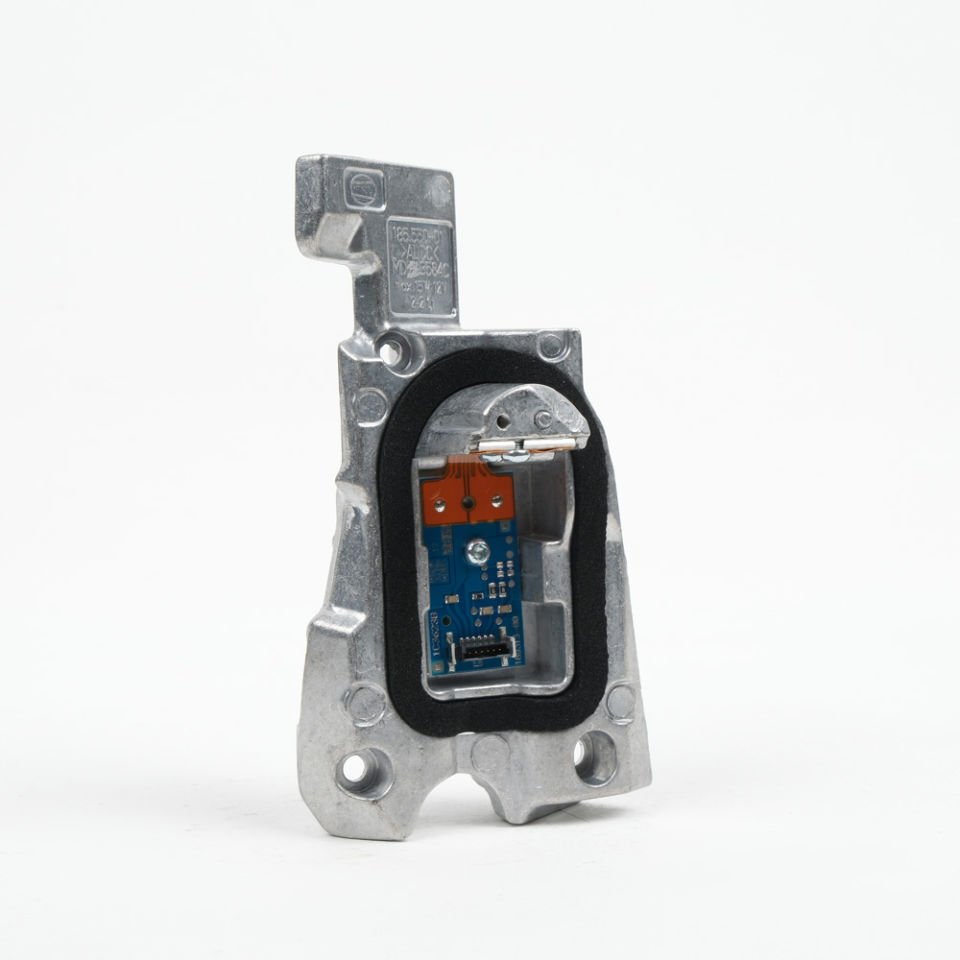 63117352477 / BMW F10 F11 LCI F07 GT 5 Serisi Led Far Modülü