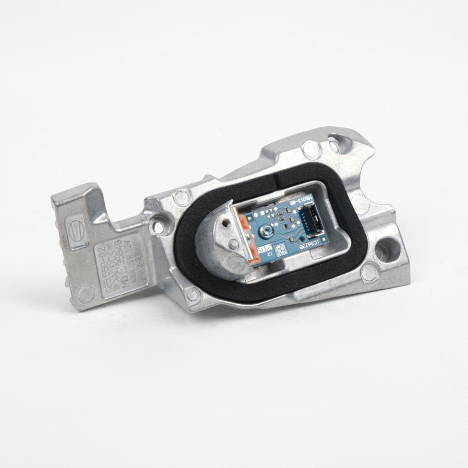 63117352478 / BMW F10 F11 LCI F07 GT 5 Serisi Led Far Modülü