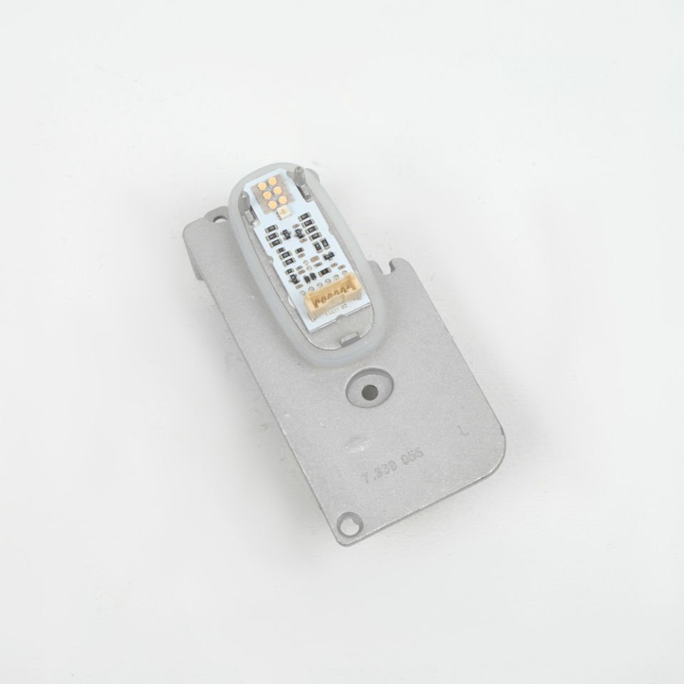 63117339055 / BMW F01 F02 F03 LCI 7 Serisi Led Signal Far Modülü