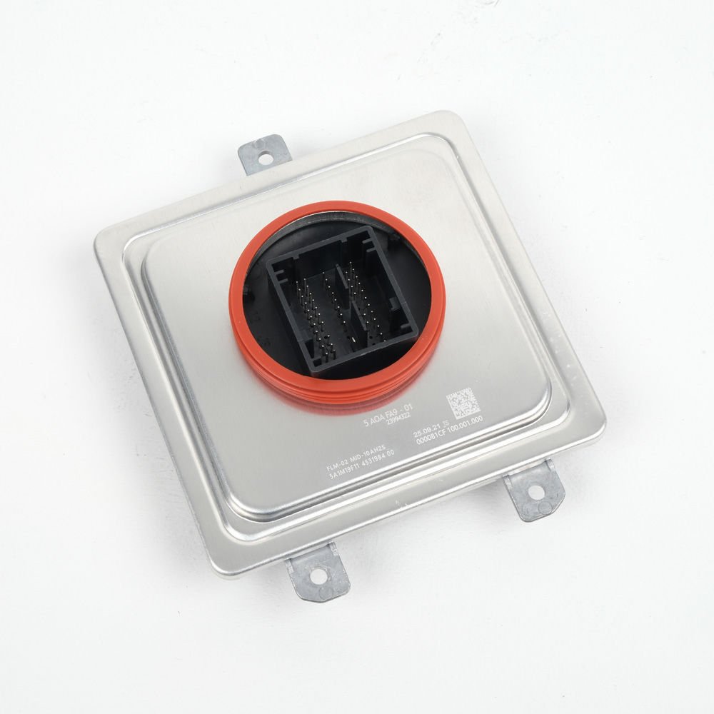 63115A0AFA9 / G20 G11 G12 M8 G05 G06 G07 Led Far Beyni