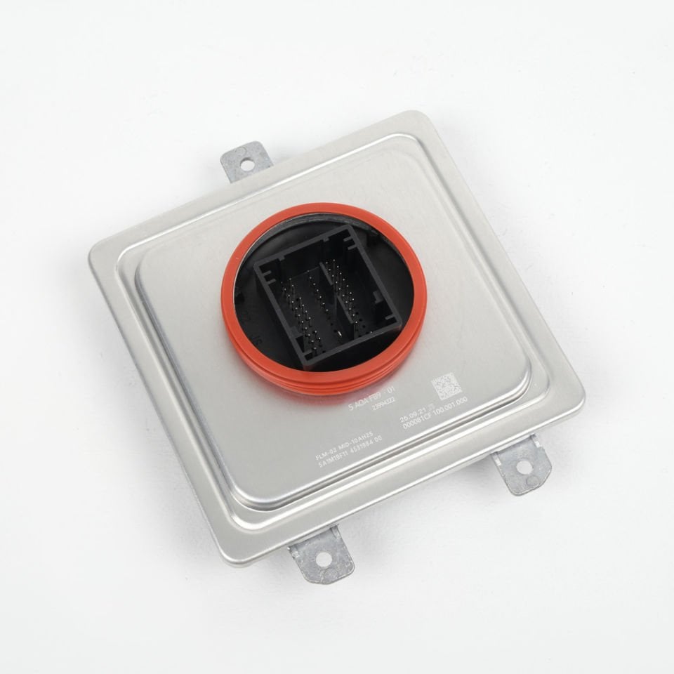 63115A0AFB9 / BMW G30 G01 G02 G20 5 Serisi X3 X4 3 Serisi Led Far Beyni