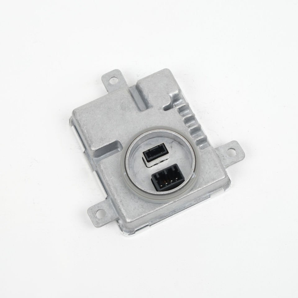 8K0941597C / Audi  Xenon Far Beyni