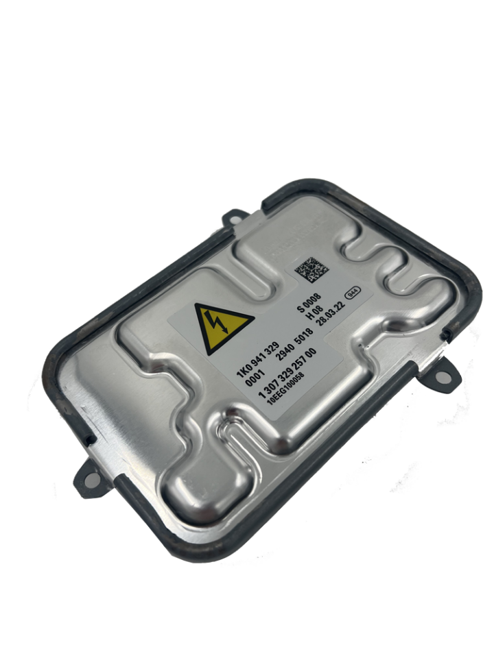 1K0941329 / Volkswagen Passat CC Skoda Yeti Far Beyni