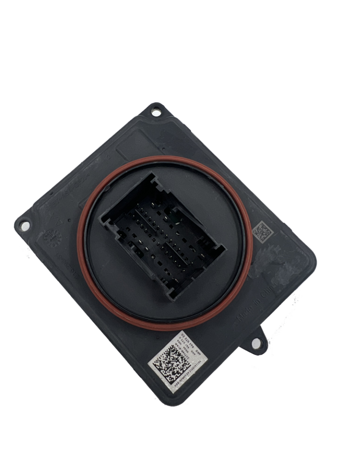 4K0941572ES / Audi A3 Far Beyni